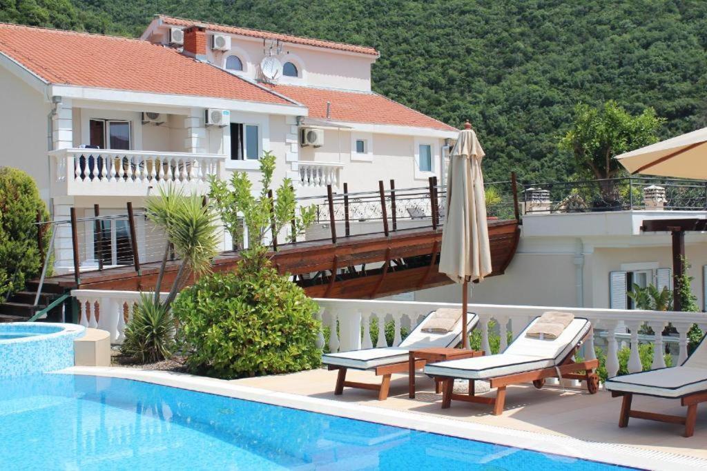 Elegance Duplexes By Monte Aria Herceg Novi Exterior foto